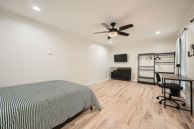 Foto del edificio - 466 Raven Springs Trail