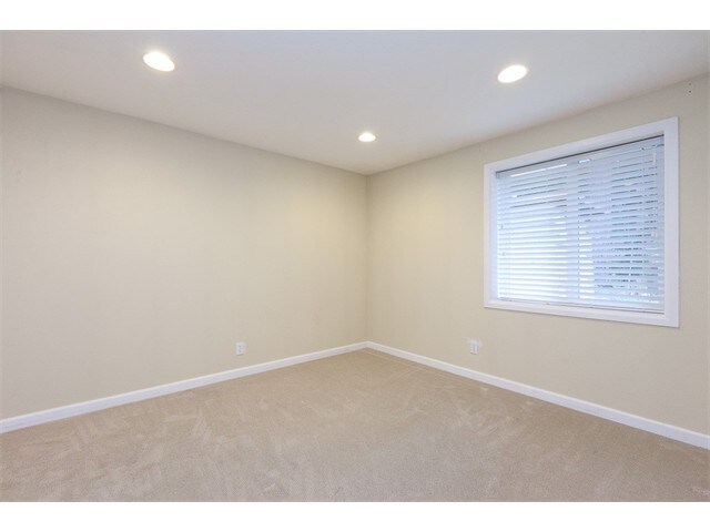 Foto del edificio - 5701 237 St SW