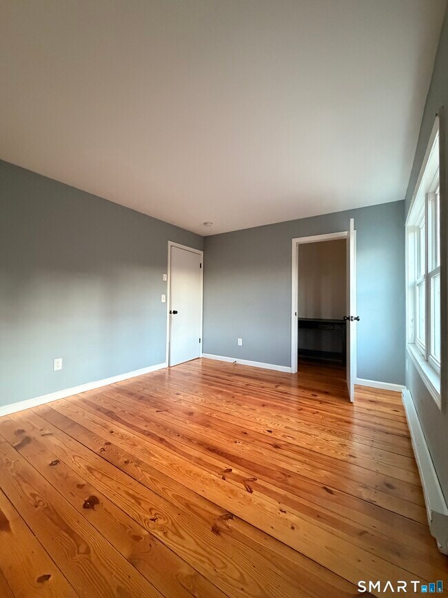 Foto del edificio - 126 E Liberty St