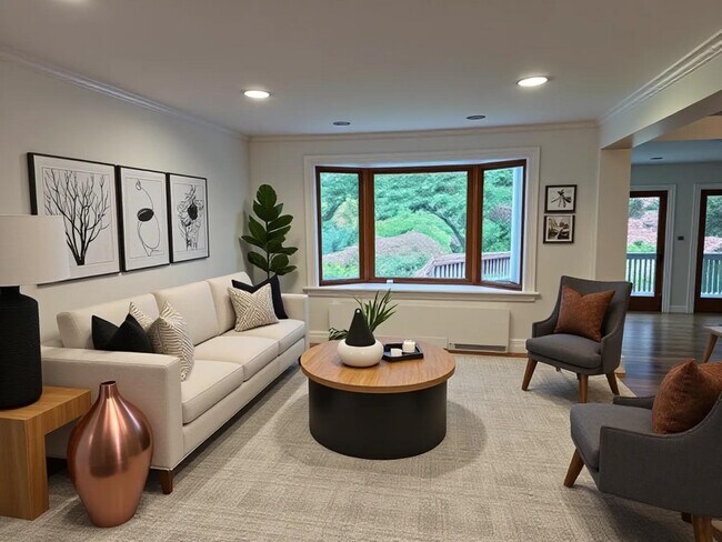 Virtually staged - 306 Merriam St
