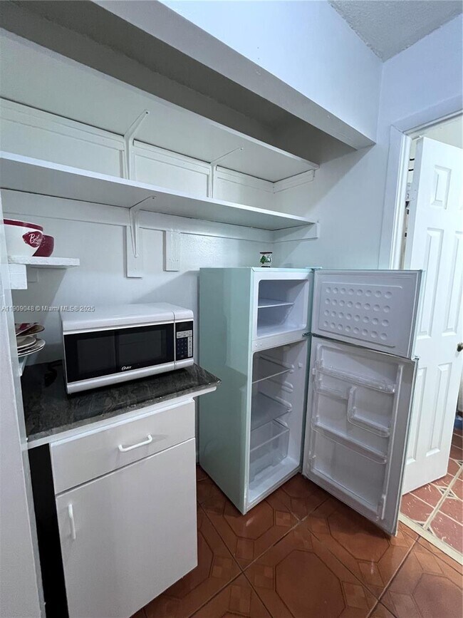 Foto del edificio - 13210 SW 80th Street Rd