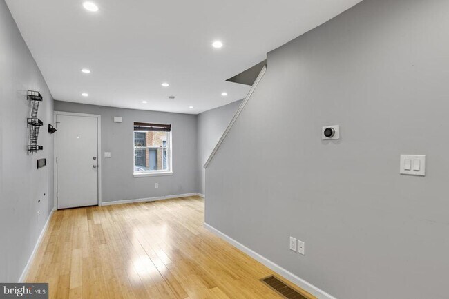 Foto del edificio - 240 Wilder St