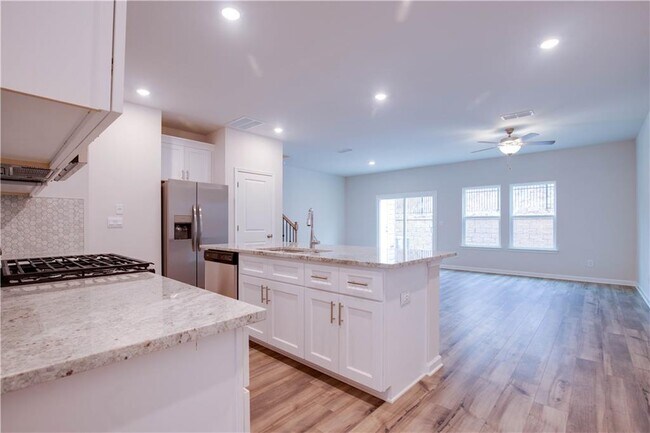 Foto del edificio - 104 Cedar Ln