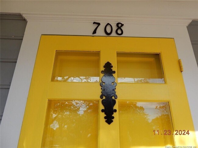 Foto del edificio - 708 Rush Rd