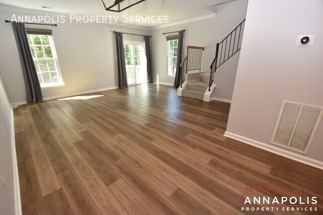 Foto del edificio - 2489 Revere Ct