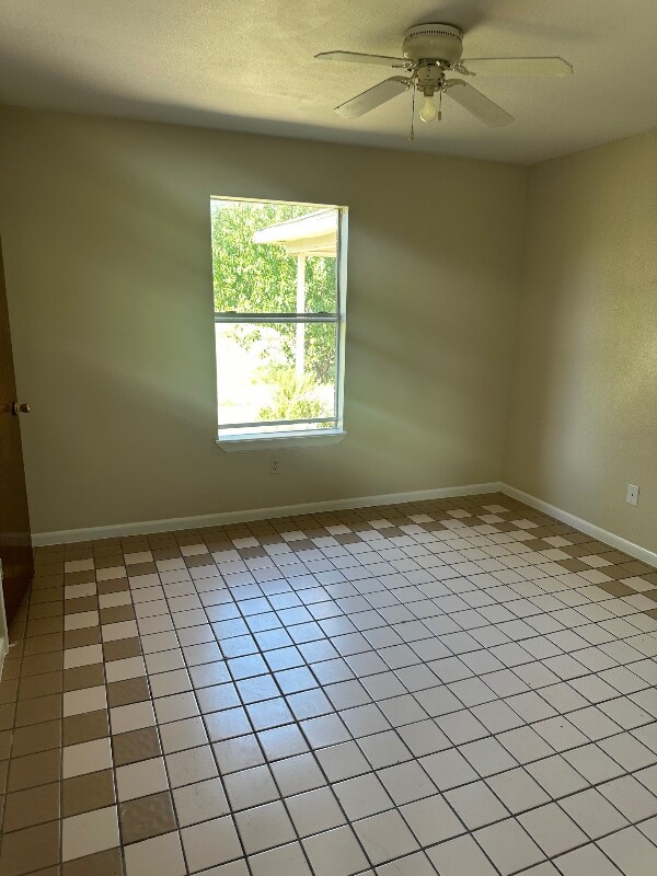 Foto del edificio - 485 Woodland Dr