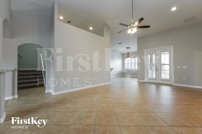 Building Photo - 10139 Yonaomi Cir