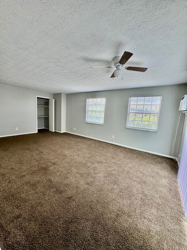 Building Photo - 9626 Alexandria Pike