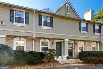 Building Photo - 6900 Roswell Rd