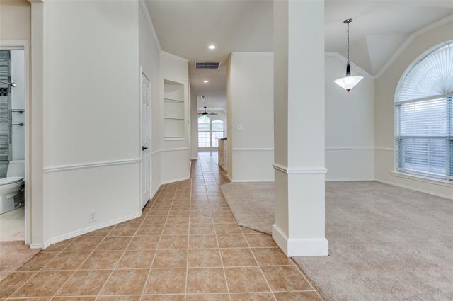 Foto del edificio - 6717 Candlecreek Ln