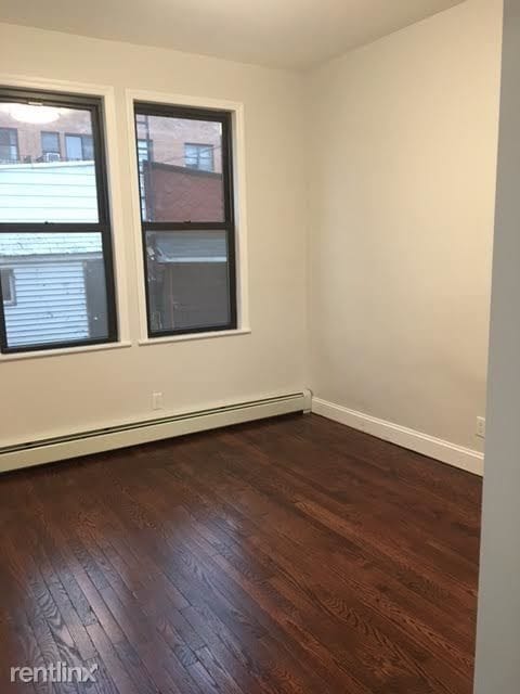 Building Photo - 3423 9th St