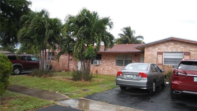 Building Photo - 5425 NW 16th Ct