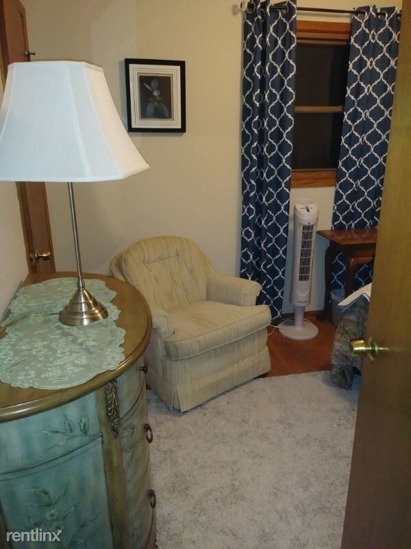 Building Photo - 1 br, 1 bath Apartment - 1801 N Helen St