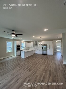 Foto del edificio - 210 Summer Breeze Dr