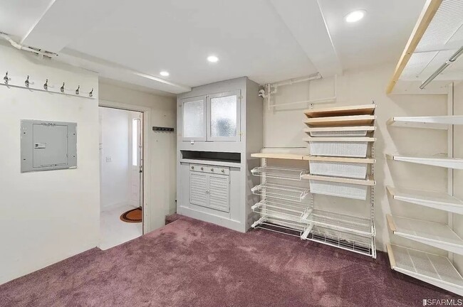 Photo - 2096 Pine St Apartment