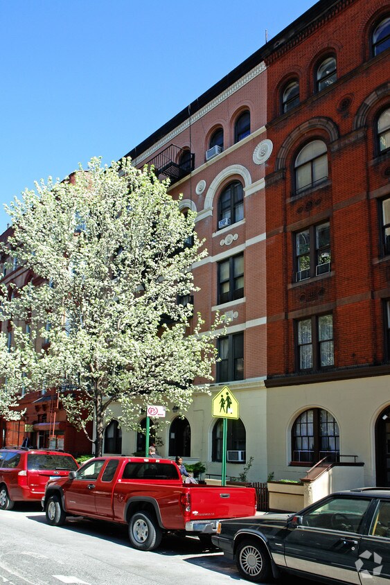 Building Photo - 171-173 W 83rd St