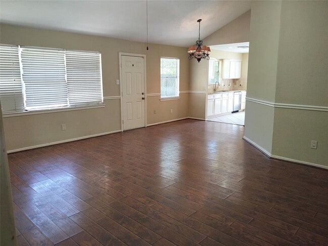 Building Photo - 2515 Heritage Colony Dr