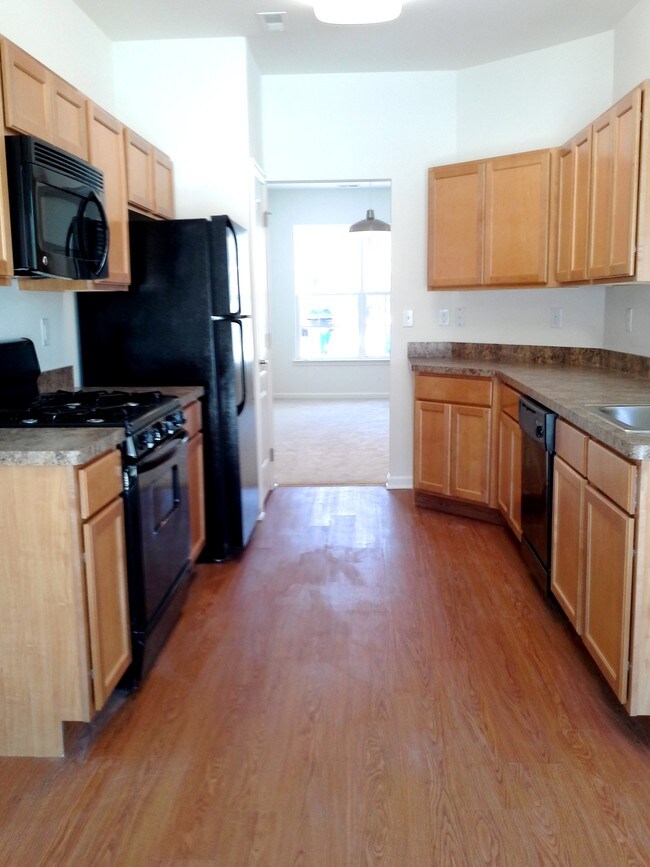 Emerson Green Apartments Clayton, NJ