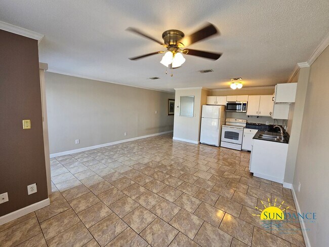 Foto del edificio - Wonderful 1 Bedroom Unit on Holiday Isle with Private Beach Access!