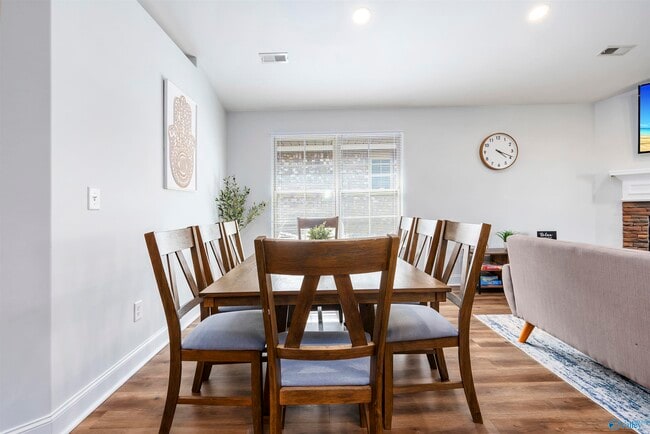 Building Photo - 265 Harold Murphy Dr