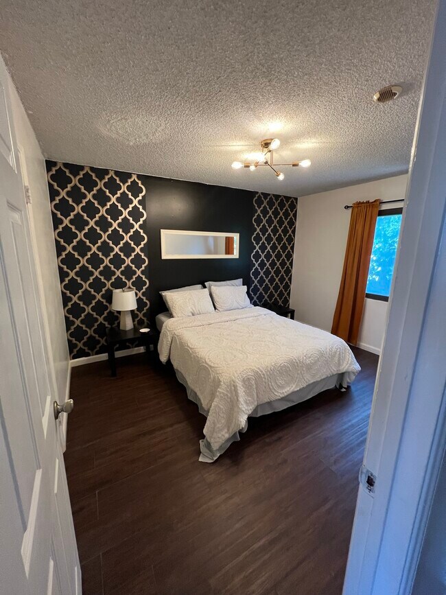 Foto del edificio - 5753 Morley St