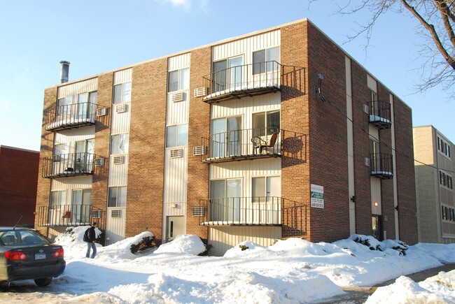 1308 Spring Street - Randall Park Rentals