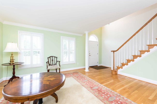Building Photo - 43190 Hunt Manor Ct