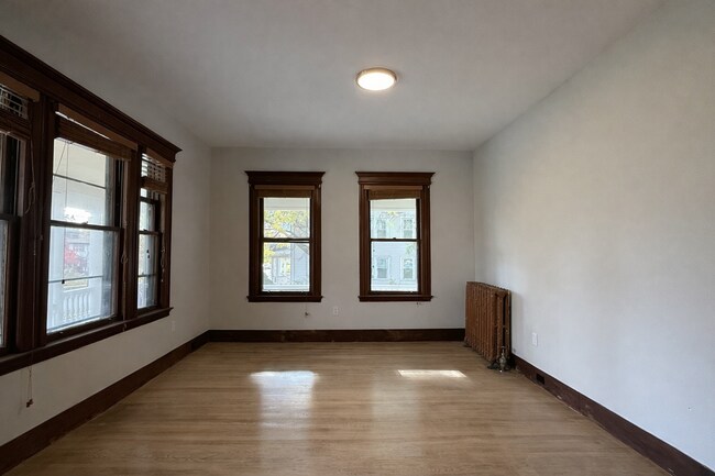 Sala de estar - 249 Fairfield Ave