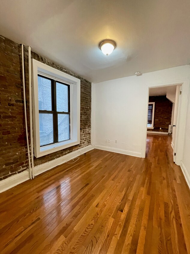 Foto principal - UPDATED 1BR NEAR NYU -GREENWICH VILLAGE