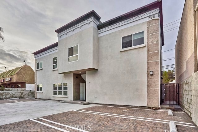 Foto del edificio - 19901 Valley Blvd
