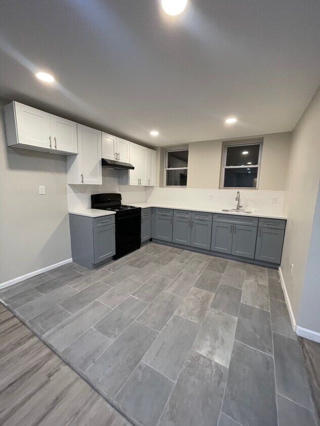 458 Nye Ave 1A - 464 Nye Ave