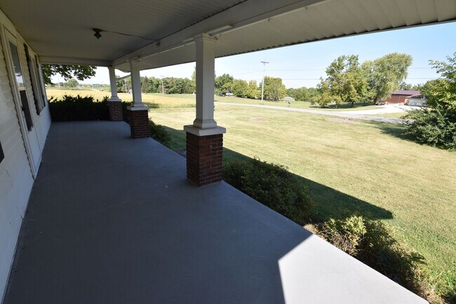 Foto del edificio - 3 Bedroom Home in the Country