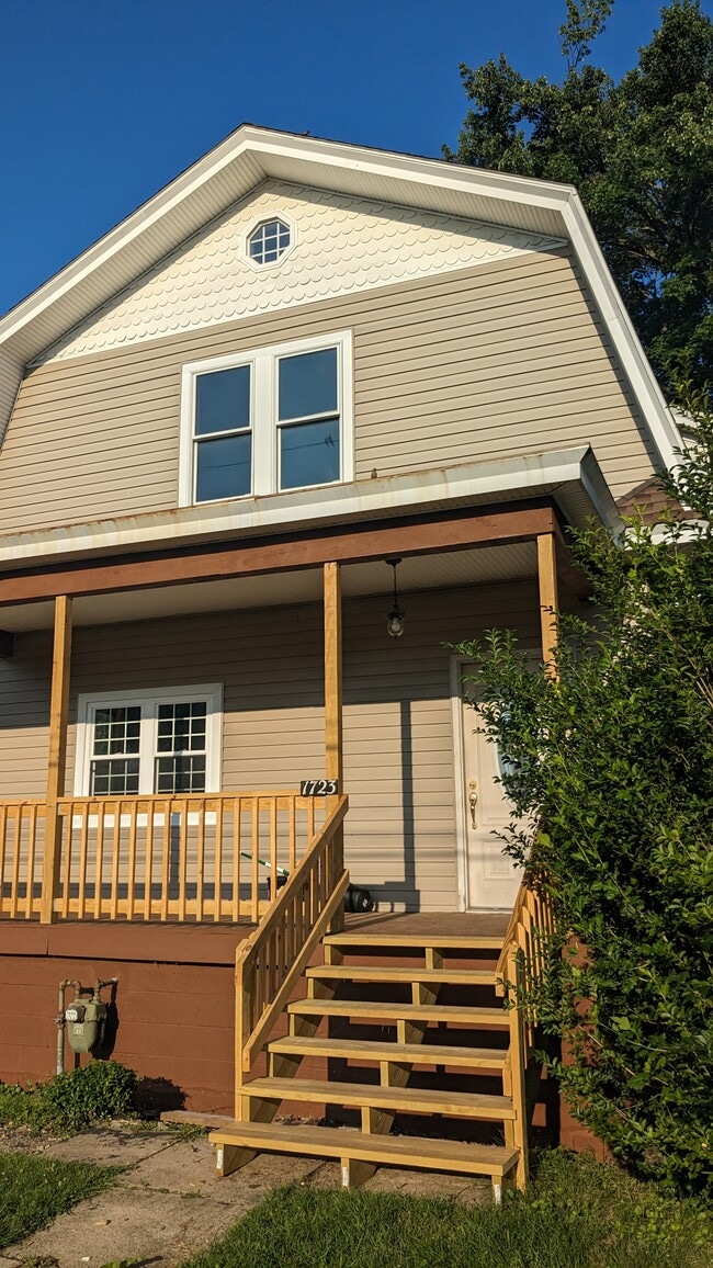 Foto del edificio - 1723 Rebecca St