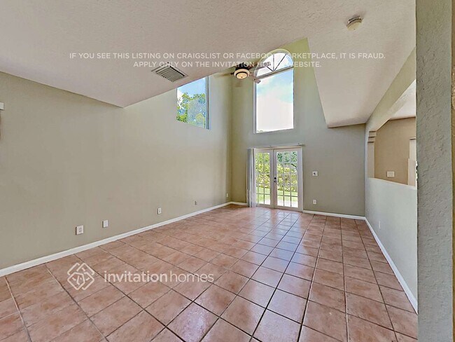 Foto del edificio - 9820 Fairway Cove Ln