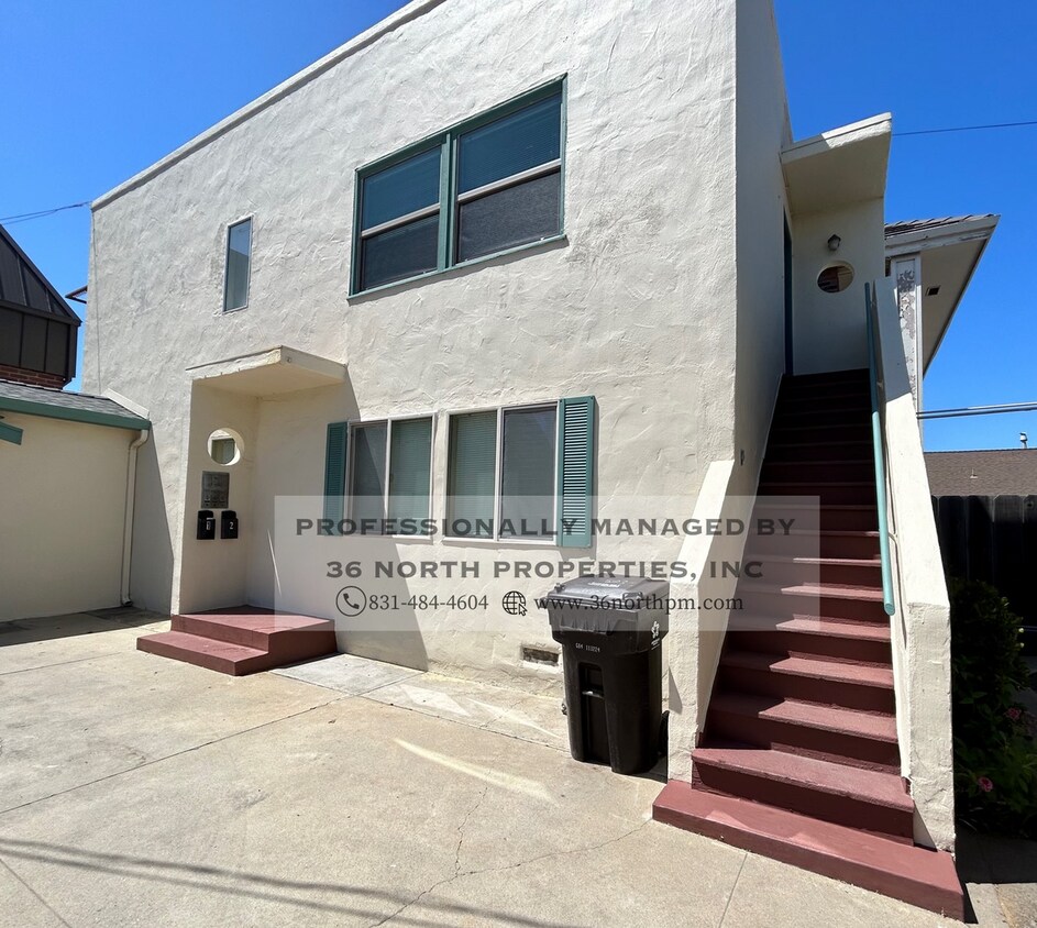 238 Capitol St Unit Residential 2, Salinas, CA 93901 Room for Rent