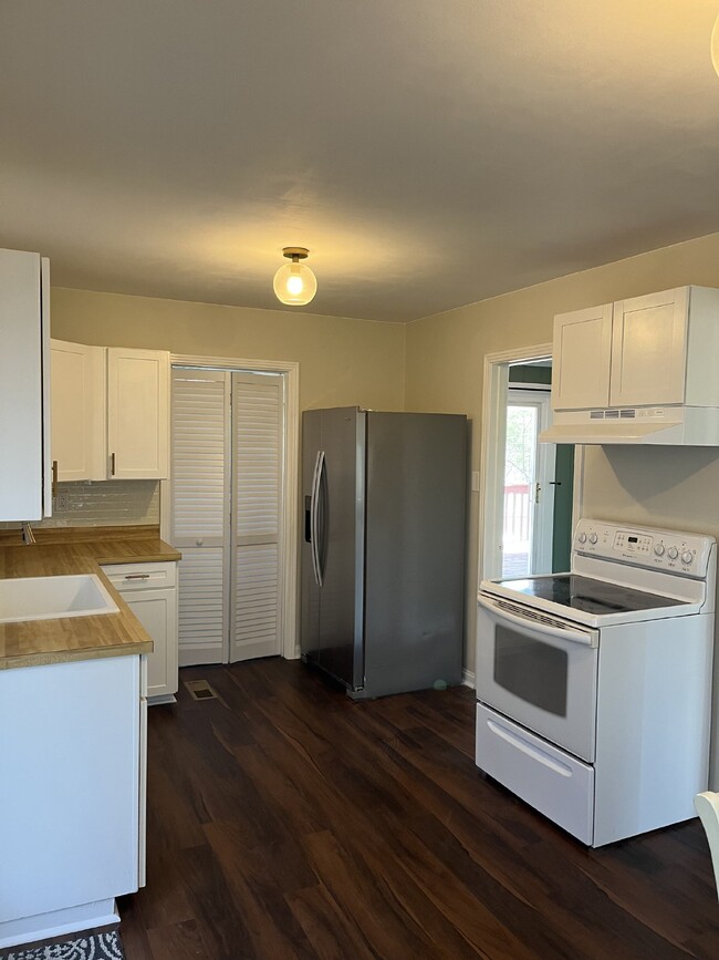 Foto del edificio - Charming 2 Bed/1 Bath Nashville Rental wit...