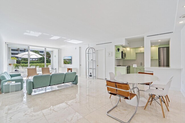 Building Photo - 2760 S Ocean Blvd