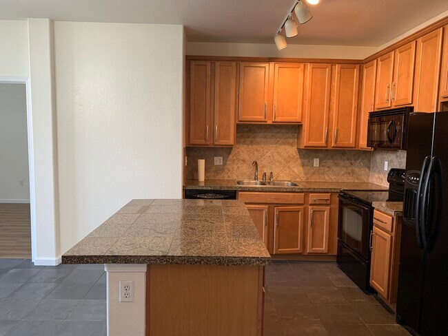Building Photo - 15460 Canyon Gulch Ln