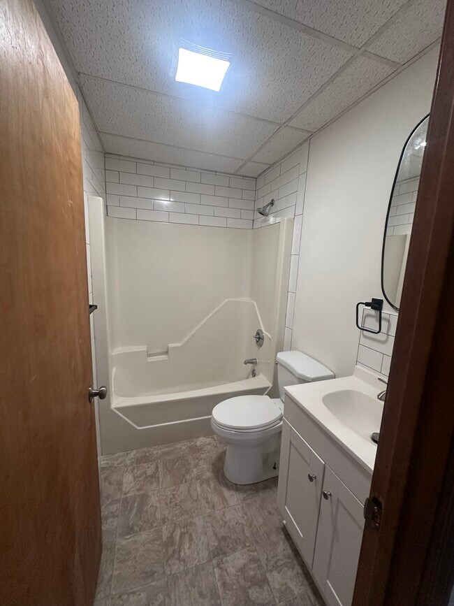 Foto del edificio - 473 Fairmount St