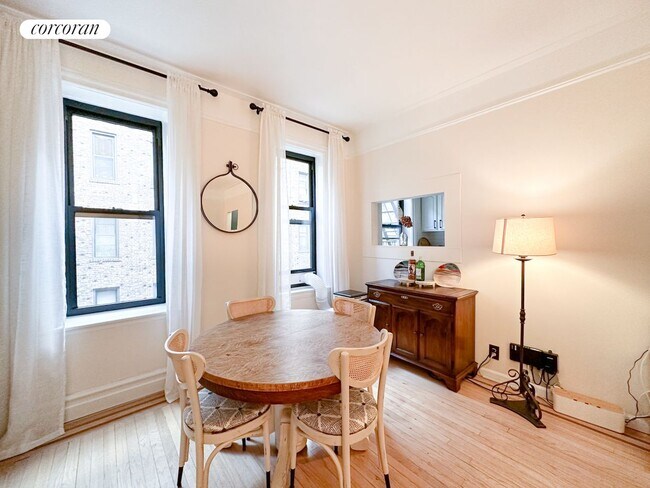 Foto del edificio - 83-15 116th St
