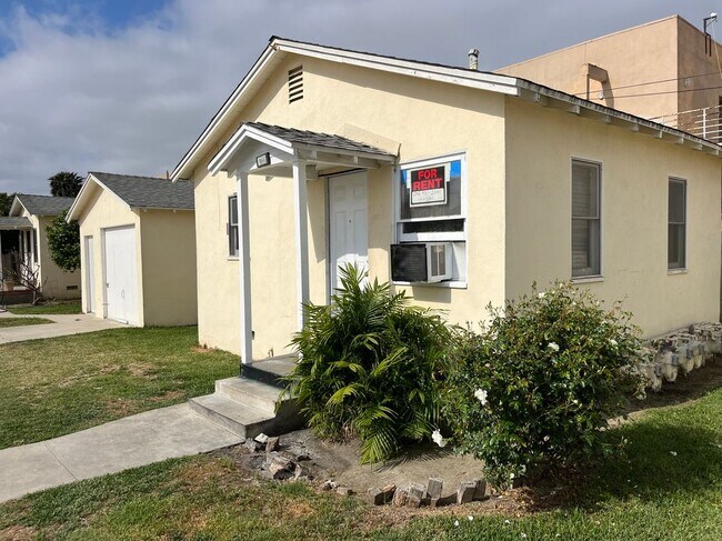 Foto del edificio - 9066 Westminster Blvd.