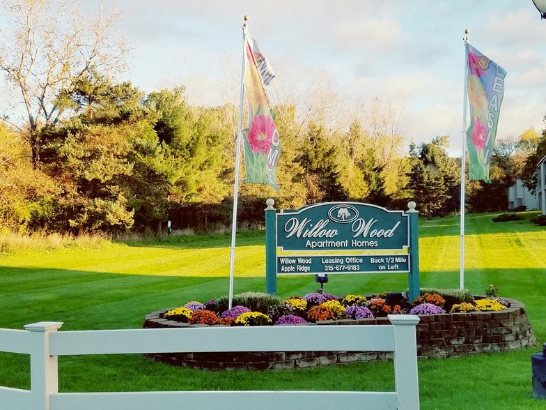 Willow Wood Apartment Homes