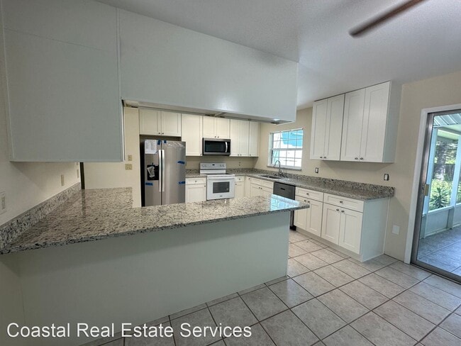 Building Photo - 3 br, 2 bath House - 1320 SE Buckingham Te...