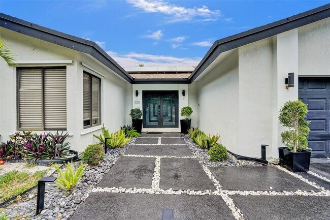 Building Photo - 6711 NW 26th Way