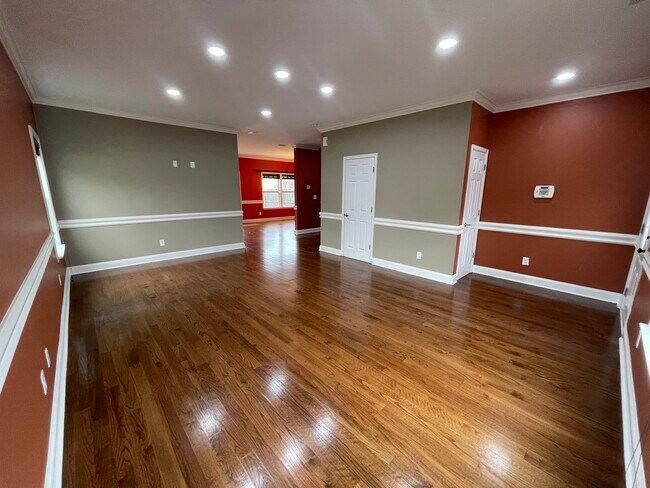 Foto del edificio - 2703 Bramble Ridge Ct