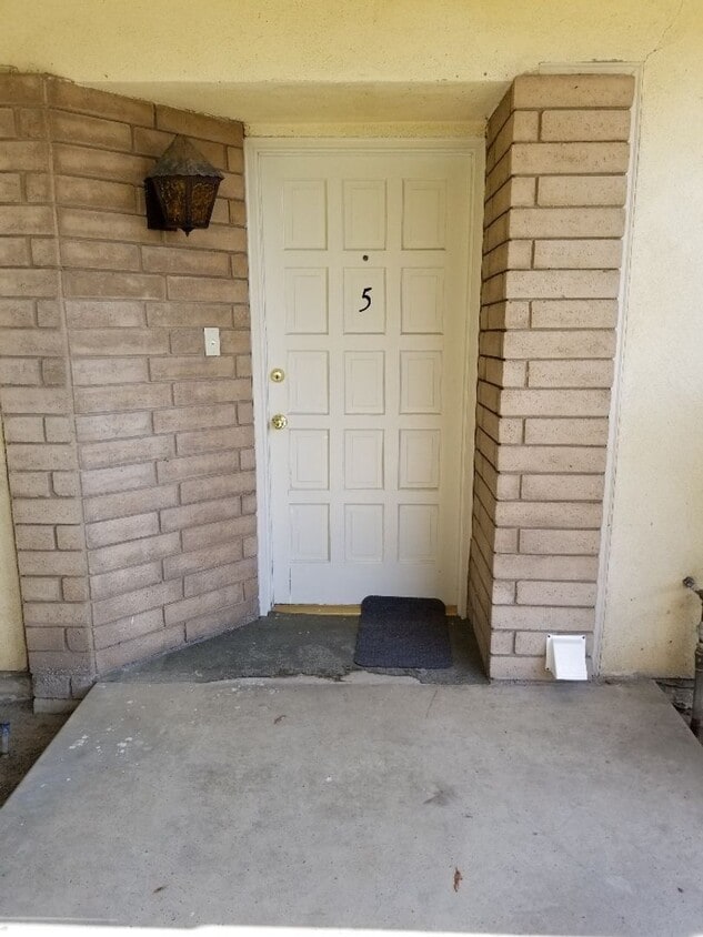 Primary Photo - 5101 Appleblossom Dr