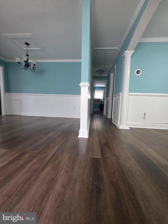 Foto del edificio - 6912 Furness Ave