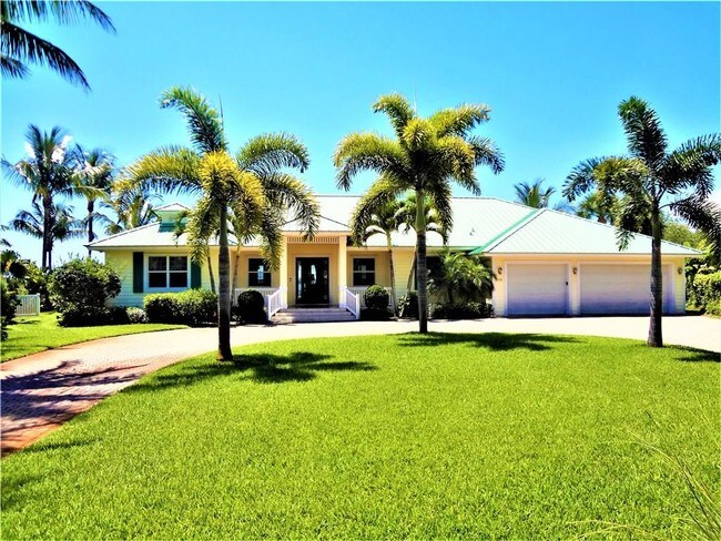 Foto del edificio - 1530 NE Dixie Hwy