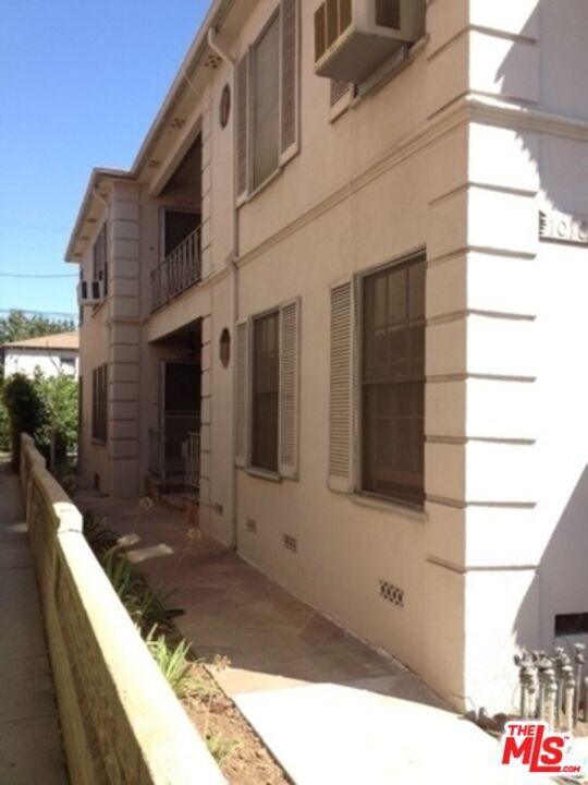 Foto principal - 1018 S Wooster St