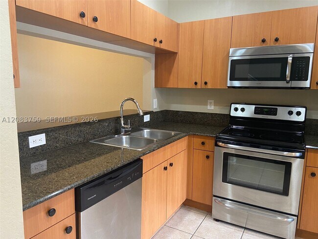 Foto del edificio - 8237 SW 25th Ct